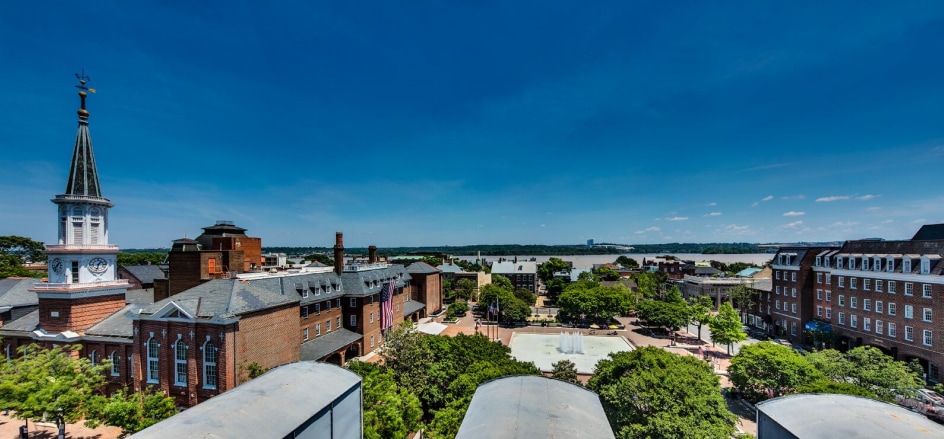 More Photos Of 123 N Pitt St, Alexandria Unknown For Lease