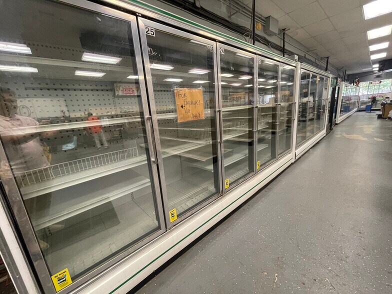 More Photos Of 1613 Montello Ave NE, Washington Storefront For Sale