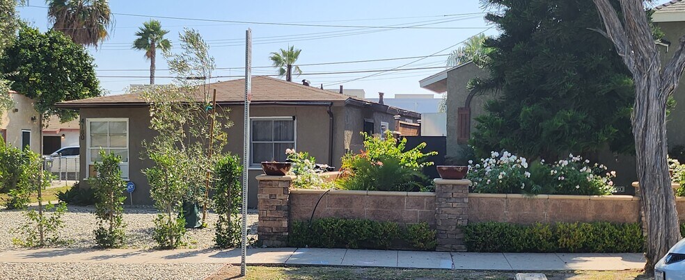 More Photos Of 4178 W 170th St, Lawndale Apartments For Sale