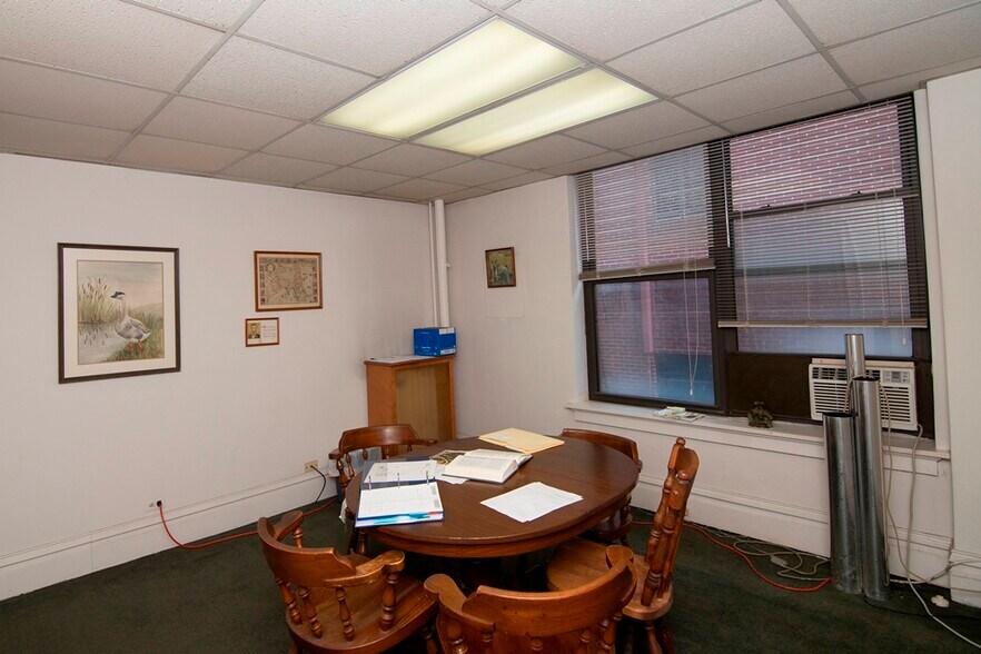 More Photos Of 207 S Heber St, Beckley Office For Sale
