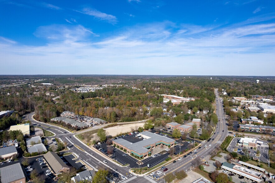 More Photos Of 1950-1988 S Main St, Wake Forest Freestanding For Lease