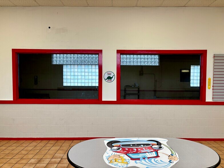 815 E Main St, Danville, IL 61832 Carwash For Sale