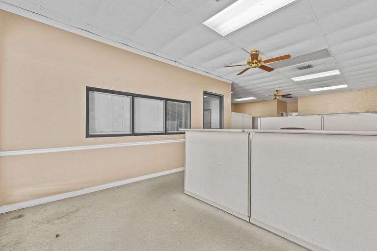 More Photos Of 1208 W Pine St, Hattiesburg Office For Lease