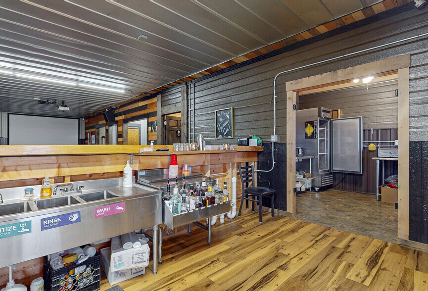 More Photos Of 165 Nebraska St, Sterling General Retail For Sale