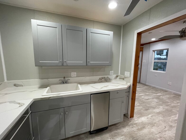 More Photos Of 3193 Imperial Ave, San Diego Freestanding For Sale