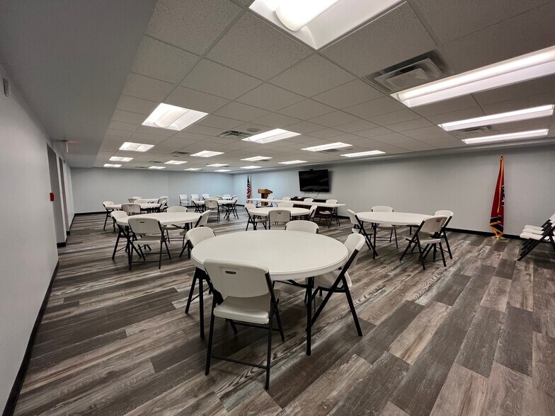 More Photos Of 3930 Western Ave, Knoxville Office For Sale