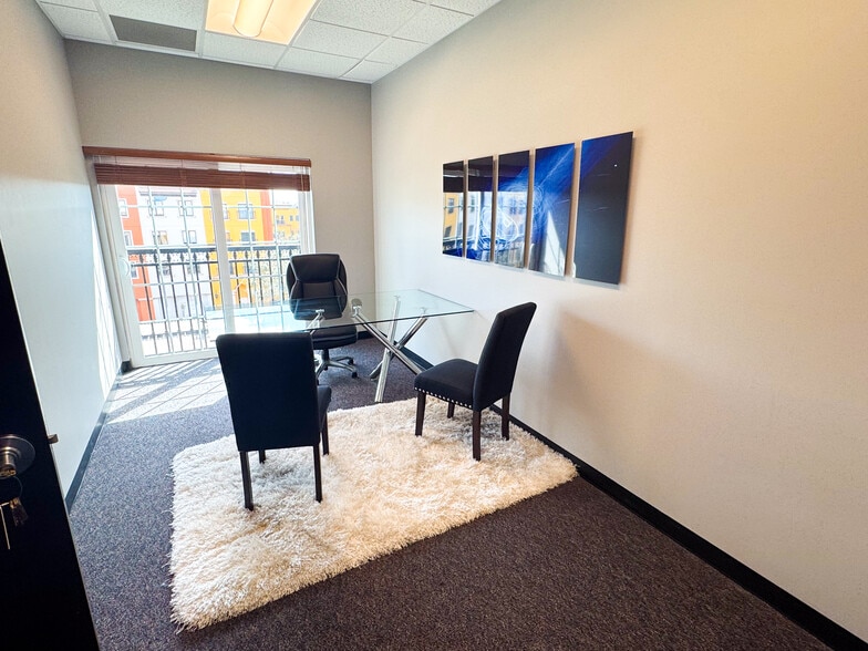 More Photos Of 2295 S Hiawassee Rd, Orlando Office For Lease