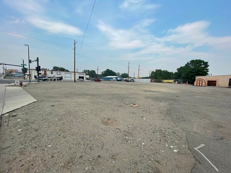 More Photos Of 601 S Federal Blvd, Riverton Land For Sale