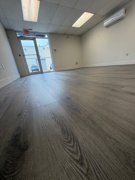 More Photos Of 6010 NW 99th Ave, Doral Warehouse For Sale