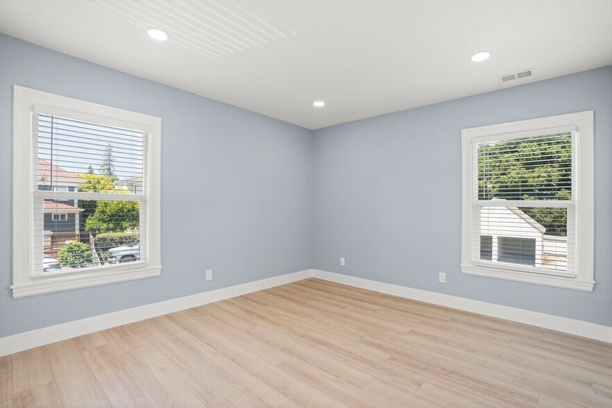 More Photos Of 315 Grand Blvd, San Mateo Apartments For Sale