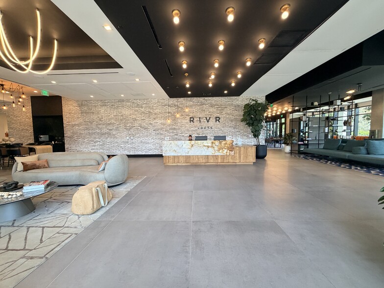 More Photos Of 460 SW 4th Ave, Fort Lauderdale Apartments For Lease