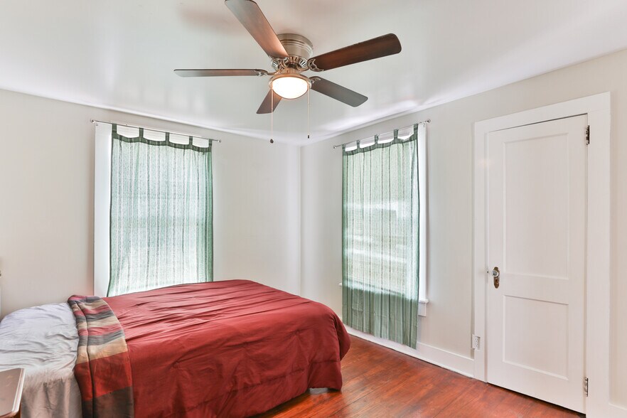 More Photos Of 40 Abbott St, Saint Augustine Flex For Sale