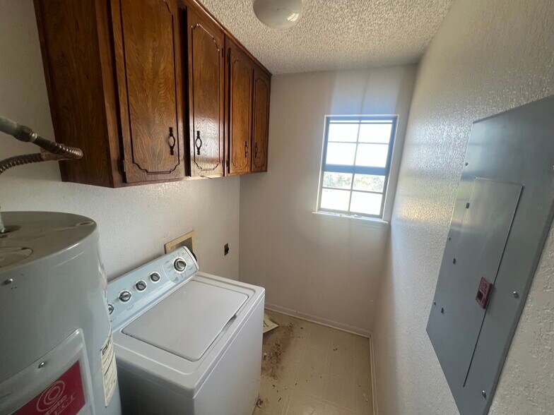 More Photos Of 20239 Stillman Valley Rd, Florence Specialty For Sale