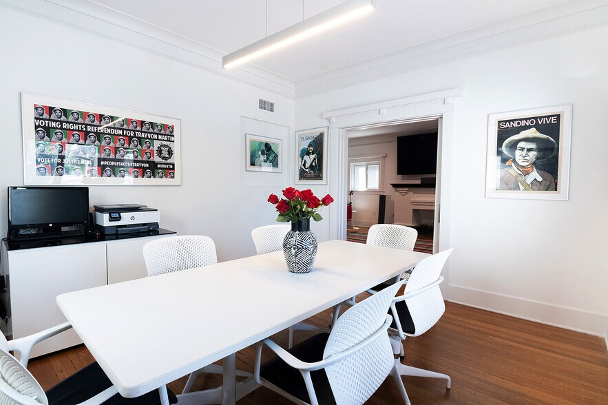 More Photos Of 1506 Crenshaw blvd, Los Angeles Office For Sale