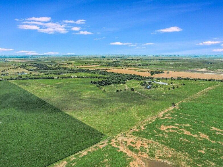 More Photos Of 16421 SH-95, Coupland Land For Sale