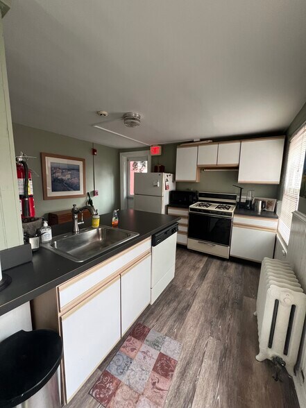 More Photos Of 17-19 S Church St, West Chester Multifamily For Sale