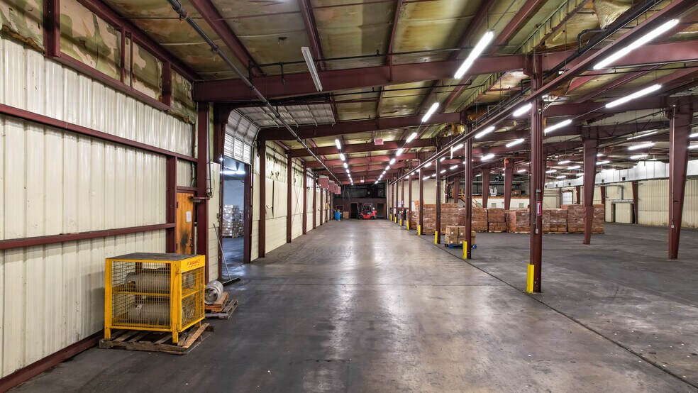 More Photos Of 124 N Charleston St, Blacksburg Warehouse For Sale