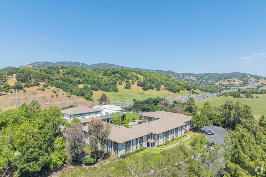 More Photos Of 165-185 N Redwood Dr, San Rafael Office For Lease
