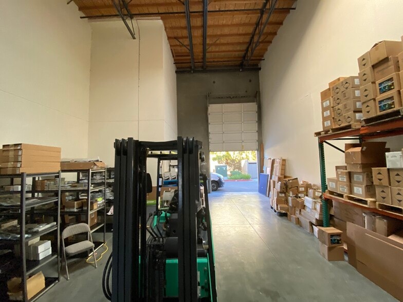 More Photos Of 1568 Lancaster Point Way, San Diego Flex For Sale