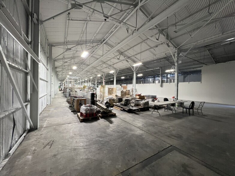 More Photos Of 4906 Alcoa Ave, Vernon Warehouse For Sale