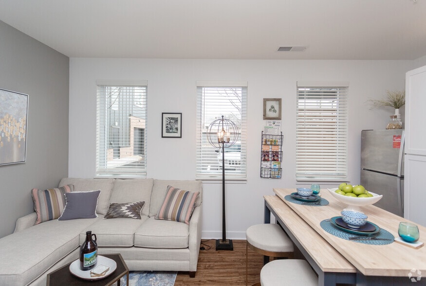 More Photos Of 1224 Prospect St, Indianapolis Apartments For Lease