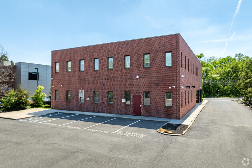 More Photos Of 200 South St, New Providence Medical For Sale