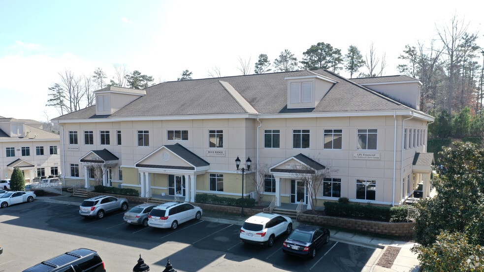 More Photos Of 155 Parkway Office Ct, Cary Medical For Lease