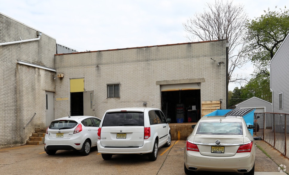 More Photos Of 6300 Westfield Ave, Pennsauken Storefront For Lease