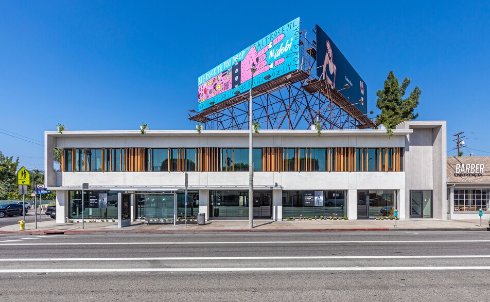 More Photos Of 501-511 N La Cienega Blvd, West Hollywood Storefront Retail Office For Lease