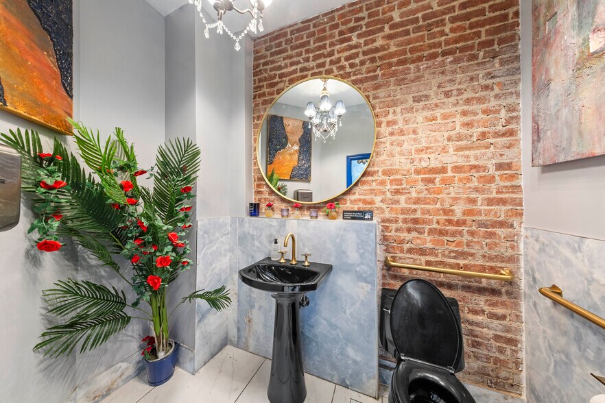 More Photos Of 1143-1159 Second Ave, New York Apartments For Lease