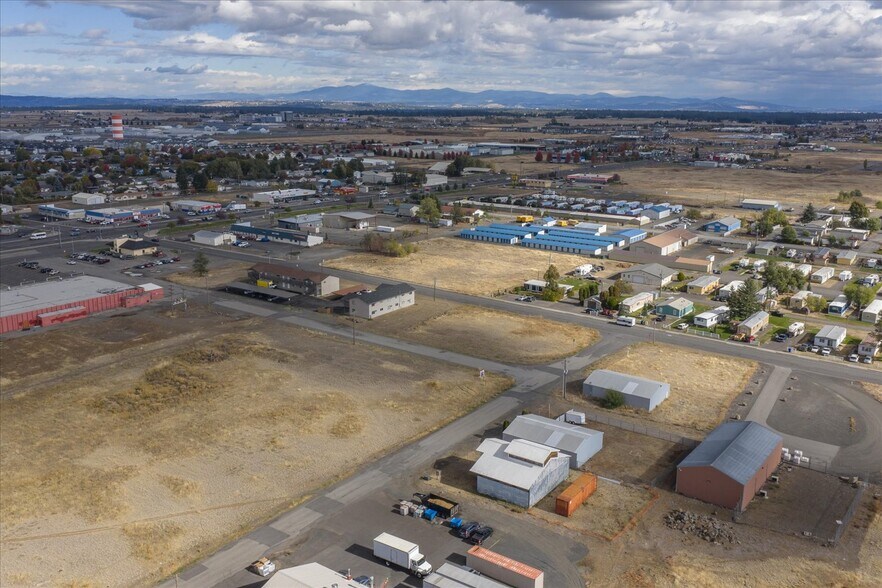 More Photos Of 12825 W 17th Ave, Airway Heights Warehouse For Sale