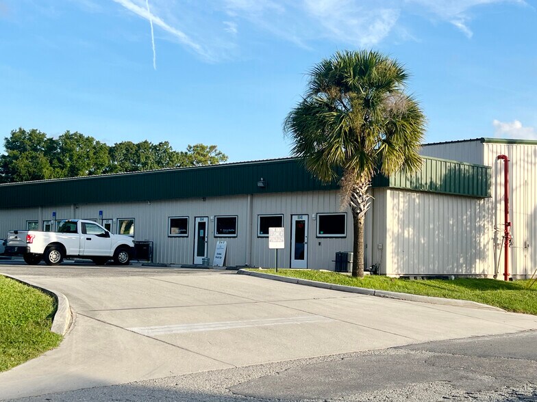 Primary Photo Of 6636-6646 26th Ct, Sarasota Warehouse For Sale
