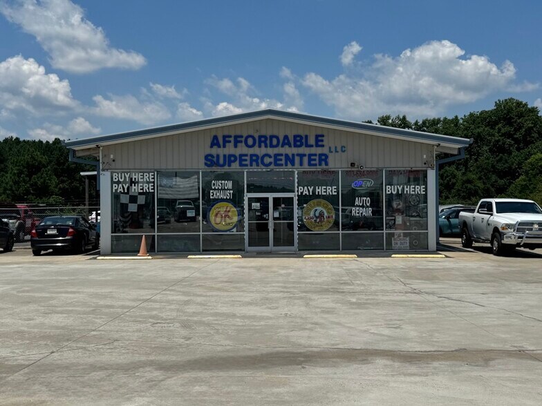 More Photos Of 975-979 E Liberty St, York Auto Dealership For Sale