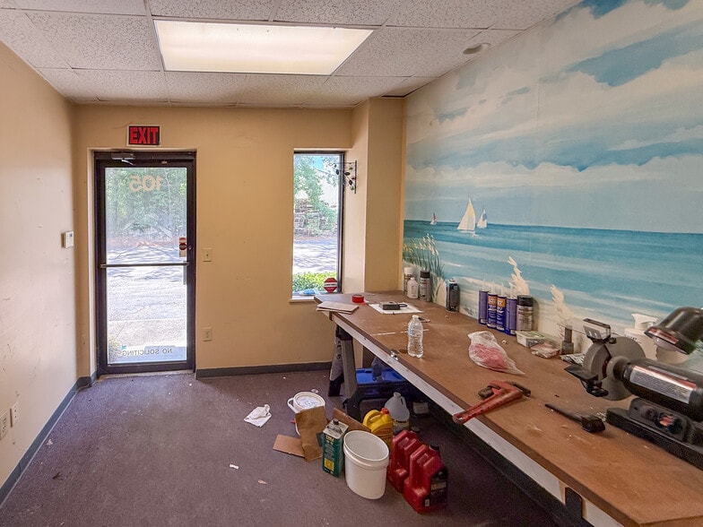 More Photos Of 4663 Franchise St, North Charleston Flex For Lease