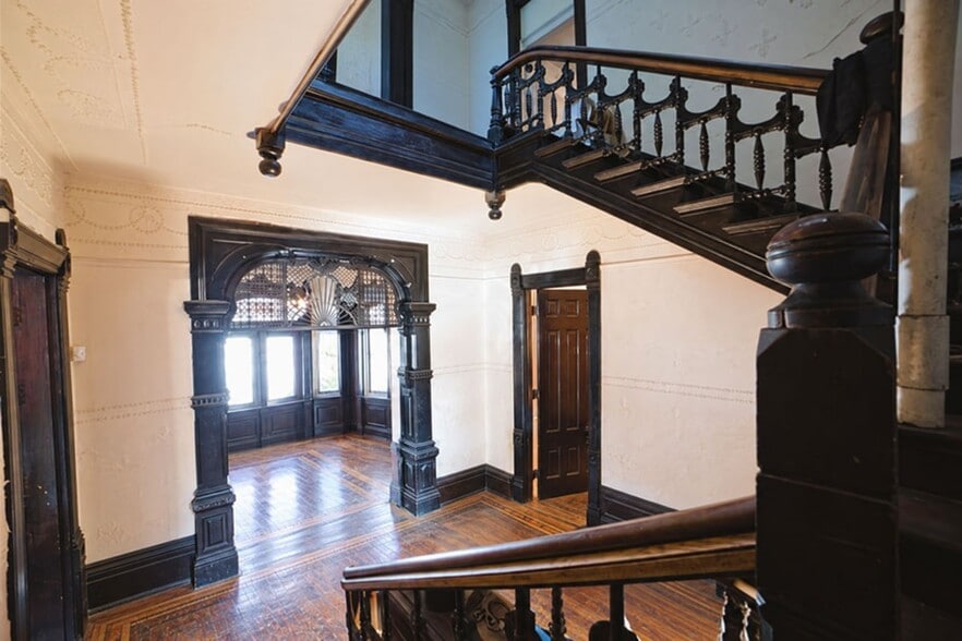More Photos Of 756 Jefferson Ave, Memphis Office For Sale
