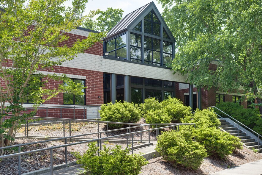 Primary Photo Of 3195 Centre Park Blvd, Winston-Salem Manufacturing For Sale