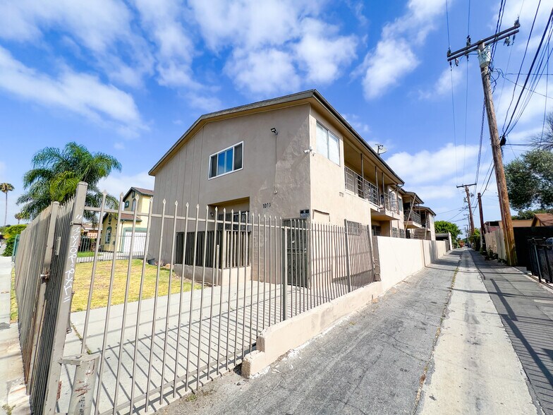 More Photos Of , Los Angeles Multifamily For Sale