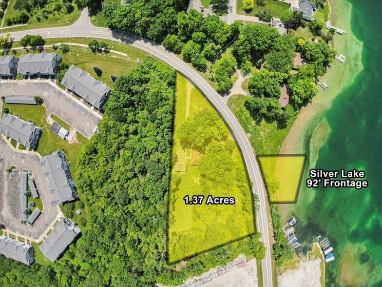 More Photos Of 3382 W Silver Lake Rd, Fenton Office Residential For Sale
