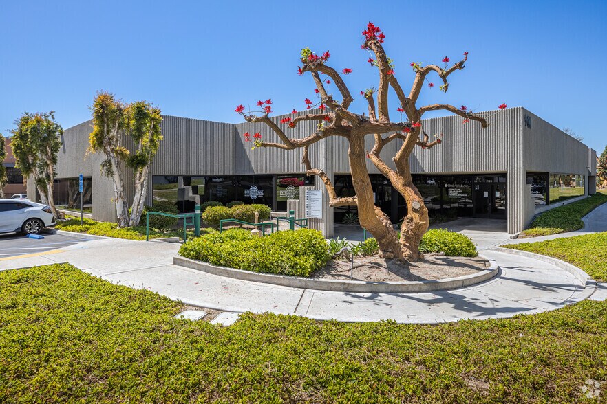 Primary Photo Of 900 Lane Ave, Chula Vista Office For Lease