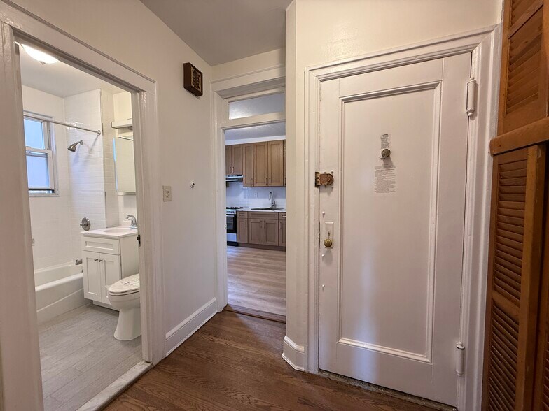 More Photos Of 8161 Woodhaven Blvd, Glendale Apartments For Sale