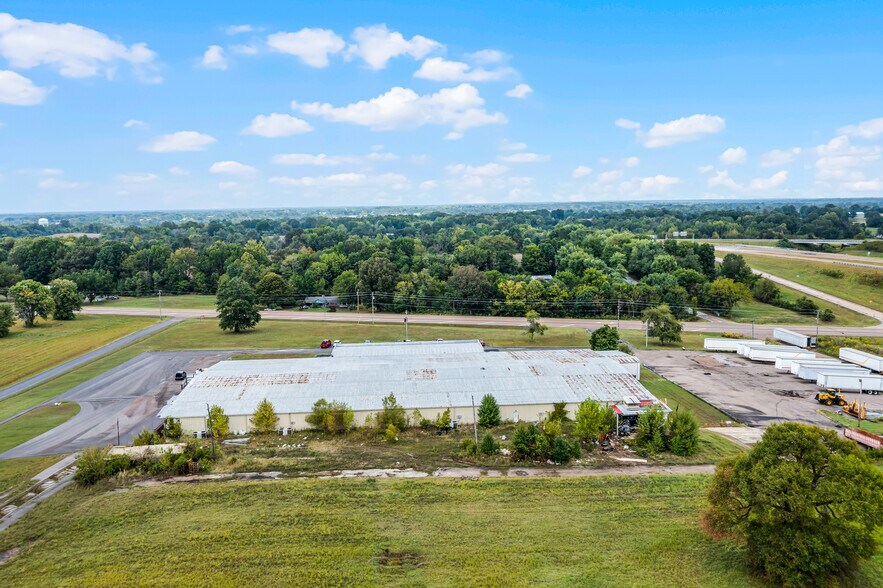 More Photos Of 1445 Main St, Martin Manufacturing For Sale