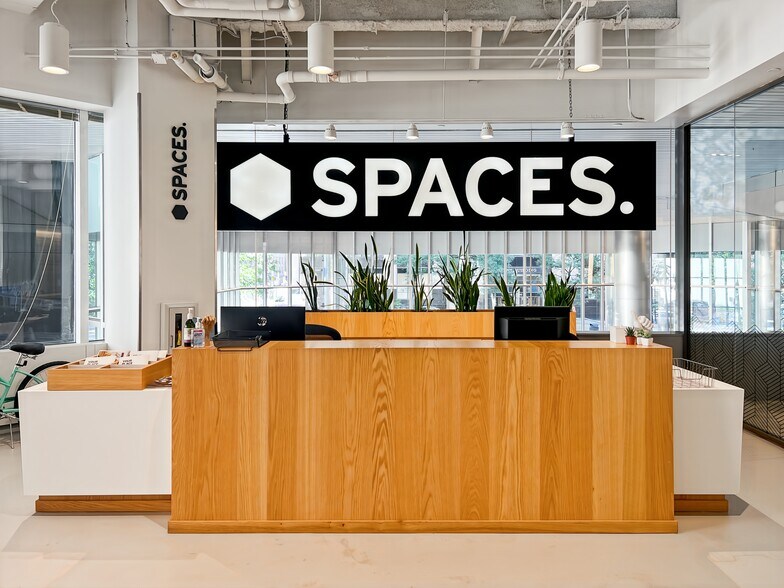 More Photos Of 301 Grant St, Pittsburgh Coworking Space