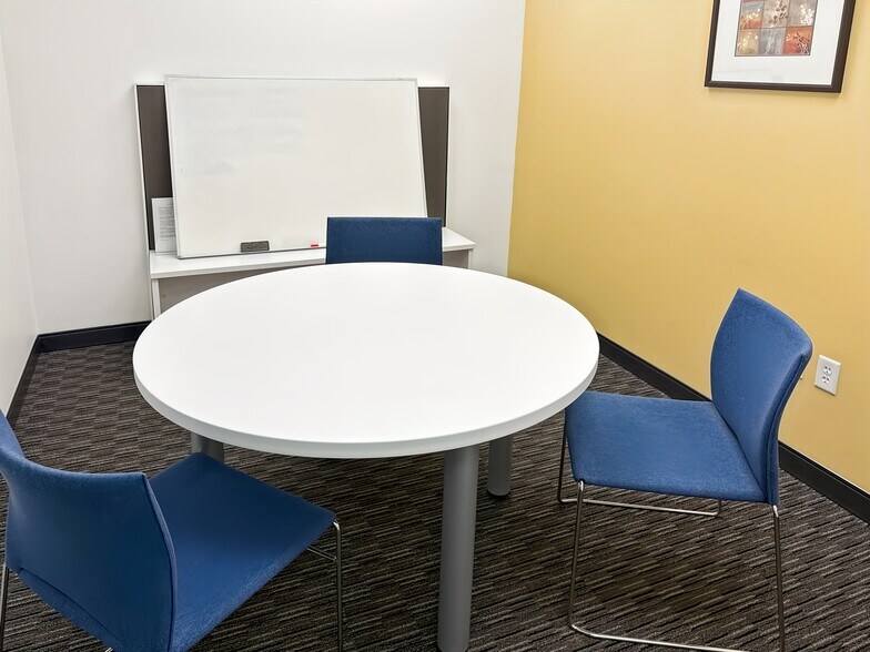 More Photos Of 2355 Highway 36 W, Roseville Coworking Space