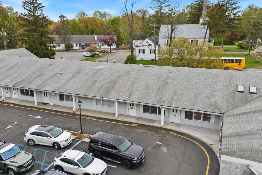 More Photos Of 500 New Hempstead Rd, New City Medical For Sale