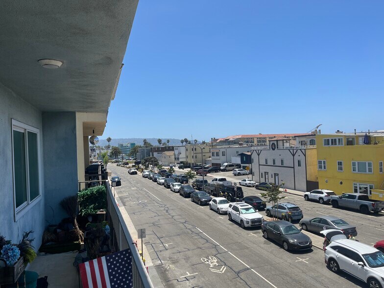 More Photos Of 114 Hermosa ave, Hermosa Beach Apartments For Sale