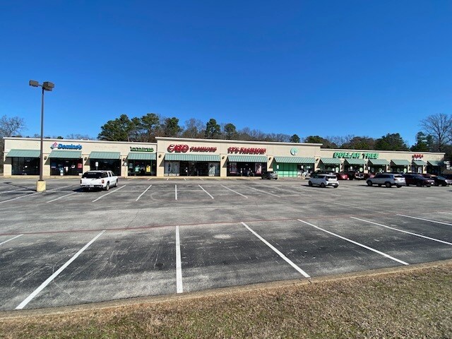 More Photos Of 711 Estes Dr, Longview Unknown For Lease