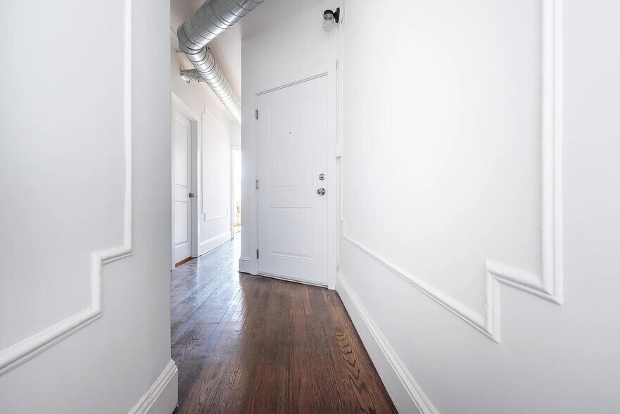 More Photos Of 514 State St, Hudson Apartments For Sale