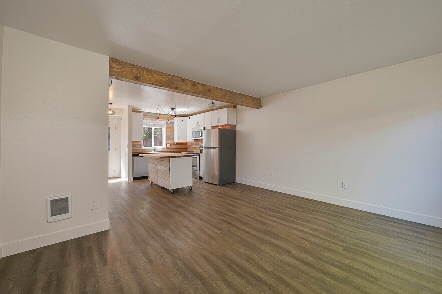 More Photos Of 7831 SW 34th Ave, Portland Apartments For Sale
