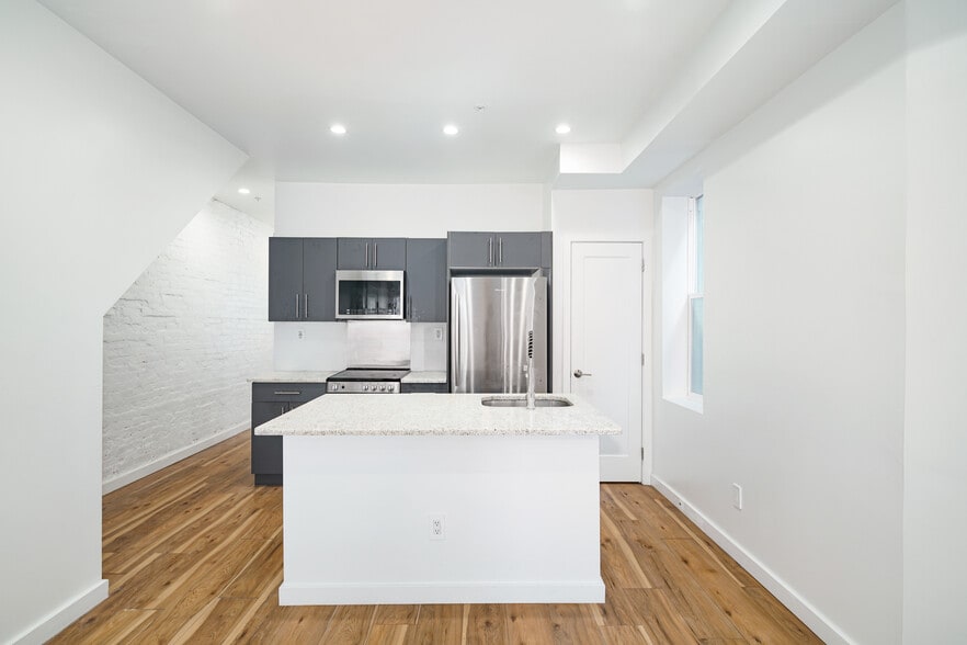 Primary Photo Of 1247 S 53rd St, Philadelphia Apartments For Sale