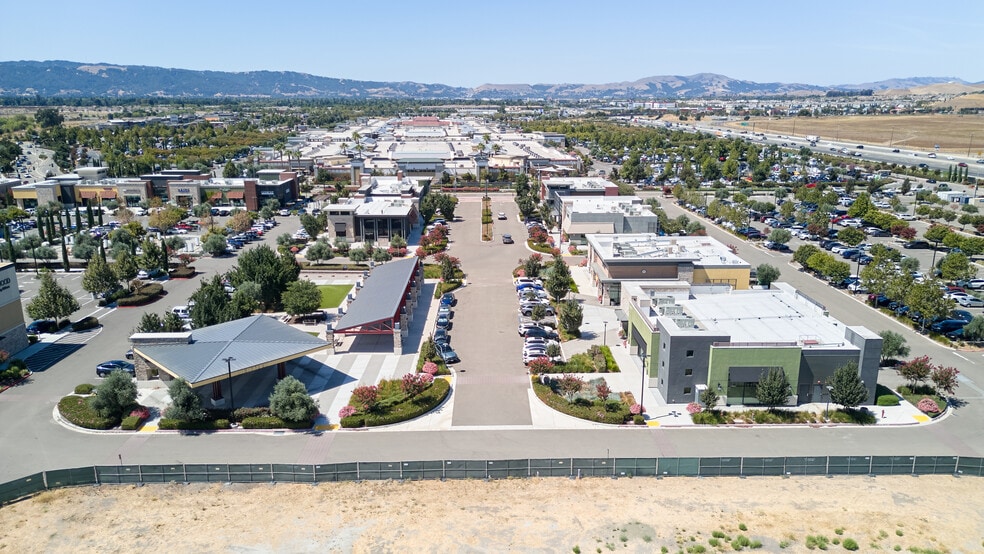 More Photos Of 4705-4729 Livermore Outlets Dr, Livermore Unknown For Lease